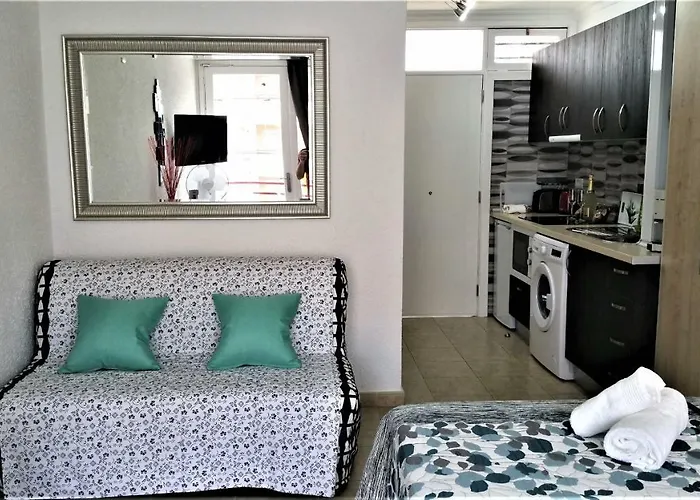 Playa De Americas Ocean Views Apartment *